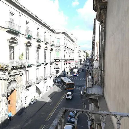 Guest house Stanze Etnea 380 Catania